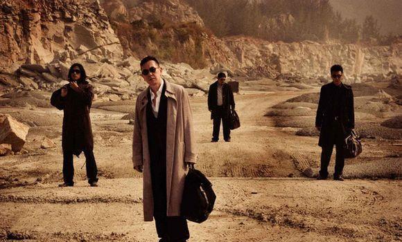 为了拍这部港片,导演买了18000颗子弹,演员几乎都是影帝(图22) 为了拍这部港片,导演买了18000颗子弹,演员几乎都是影帝(图22)