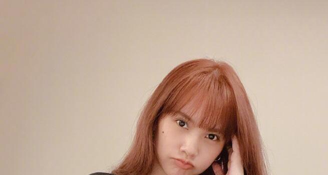 杨丞琳又换新发型,留齐刘海再染新发色,36岁显嫩回23岁(图2) 杨丞琳又换新发型,留齐刘海再染新发色,36岁显嫩回23岁(图2)