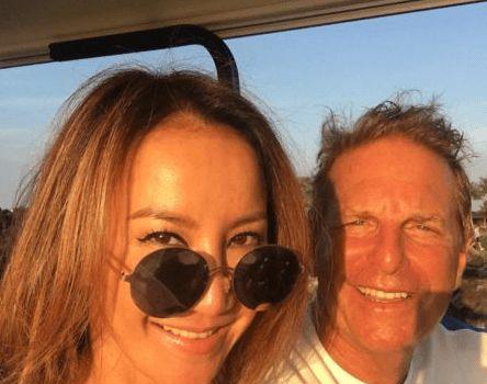 李玟老公被曝意图推翻遗嘱争财产 女方二姐回应(图4) 李玟老公被曝意图推翻遗嘱争财产,二姐冷漠回应