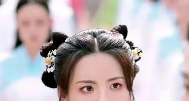 《玉骨遥》空降播出!任敏颜值被嘲撞脸猪猪侠,肖战脸在江山在(图15) 《玉骨遥》空降播出!任敏颜值被嘲撞脸猪猪侠,肖战脸在江山在(图15)