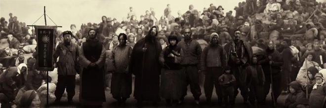 从5.6飙到8.1分，十年前的冯小刚是敢拍的！(图16)