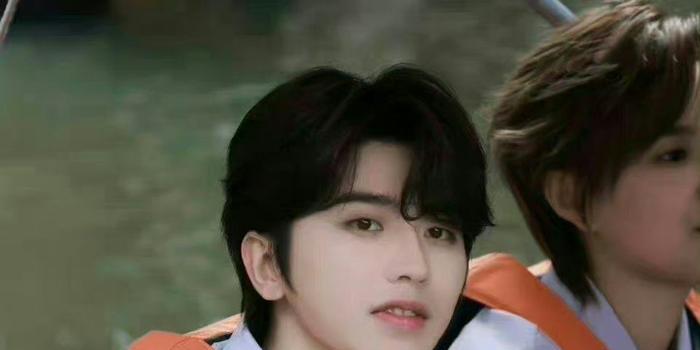 蔡徐坤被“软封杀”之后，获利者有7个，张艺兴不是最大赢家(图2)