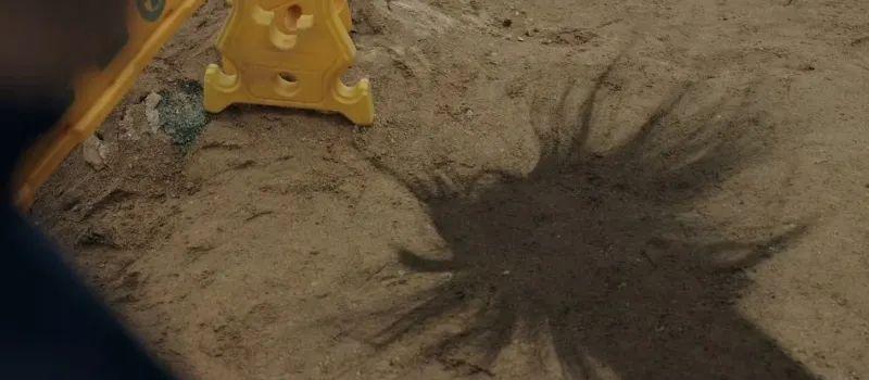 看完2集,我赌今年夏天的韩剧爆款是它(图11) 看完2集,我赌今年夏天的韩剧爆款是它(图11)