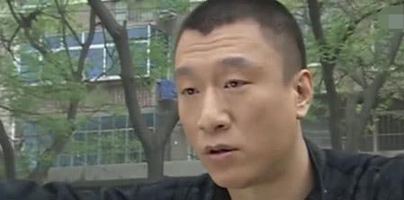 《征服》和《古惑仔》展现了90年代和21世纪的两种文化风格(图12)