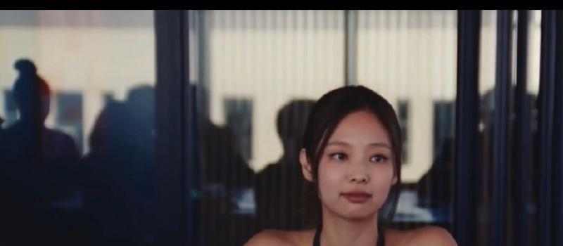 Jennie的38秒演技惊艳,美剧《偶像》在严厉的批评中,提前结束?(图6) Jennie的38秒演技惊艳,美剧《偶像》在严厉的批评中,提前结束?(图6)