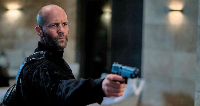 ​《金爆行动》：杰森斯坦森暴爽动作大片，子弹满天飞，精彩刺激(图9)