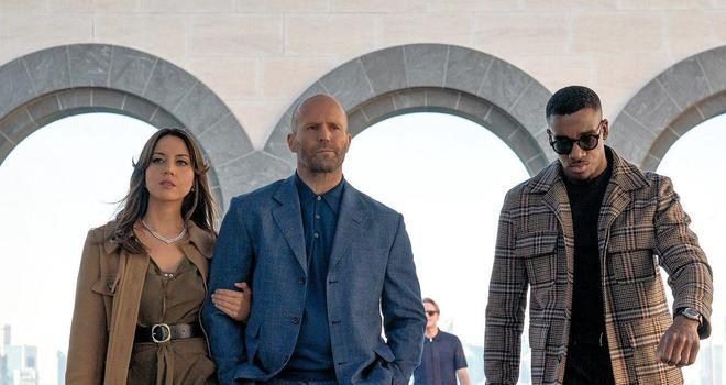 ​《金爆行动》：杰森斯坦森暴爽动作大片，子弹满天飞，精彩刺激(图8)