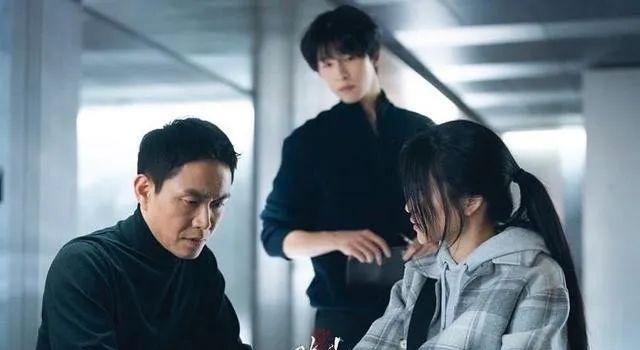 原以为都是怪力乱神鬼话连篇?《恶鬼》才播两集收视破10%!(图14) 原以为都是怪力乱神鬼话连篇?《恶鬼》才播两集收视破10%!(图14)