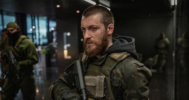 克里斯汉斯沃 《惊天营救2》特技出身导演「21分钟一镜到底」(图4)