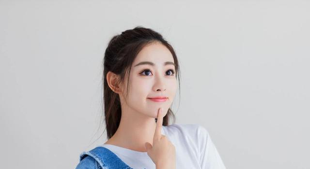 还珠格格又要翻拍？看到紫薇的扮演者，断网也要追剧(图4)