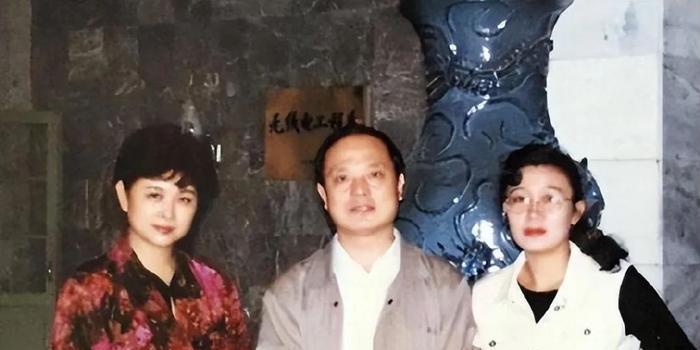 央视肖晓琳退休5个月，在美国儿子家去世，临终26字遗言发人深省(图4)