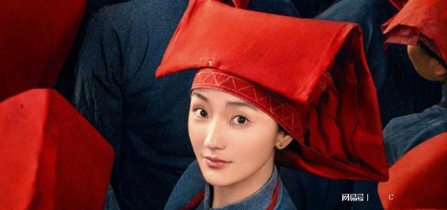 女性励志年代剧《南洋女儿情》来袭, 演员阵容不错, 终于有剧追了(图5) 女性励志年代剧《南洋女儿情》来袭, 演员阵容不错, 终于有剧追了(图5)