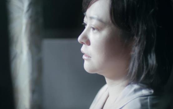 首播收视率破1，《新闻联播》花18秒强推，央视这部生活剧爆了(图7)