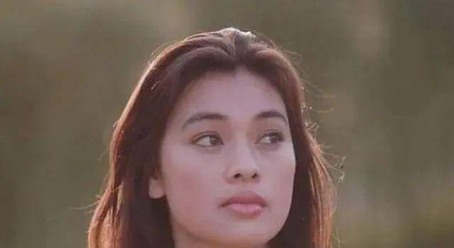 史可俩混血儿子长大了!老大肌肉健壮似施瓦辛格,老二瘦削颜值最高(图8) 史可俩混血儿子长大了!老大肌肉健壮似施瓦辛格,老二瘦削颜值最高(图8)