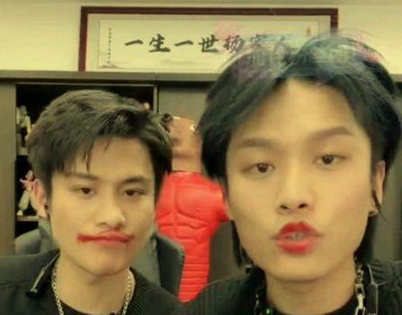 突发!网红小杨哥遭抨击,不断被骚扰拉踩,本人无奈回应情商高(图7) 突发!网红小杨哥遭抨击,不断被骚扰拉踩,本人无奈回应情商高(图7)