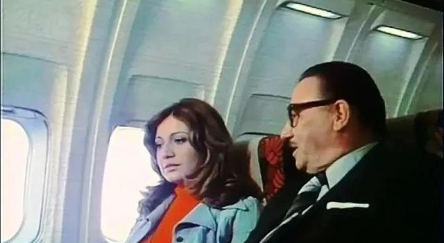 1978年的埃及电影《走向深渊》，我最欣赏它结尾的那段台词拍摄(图5)