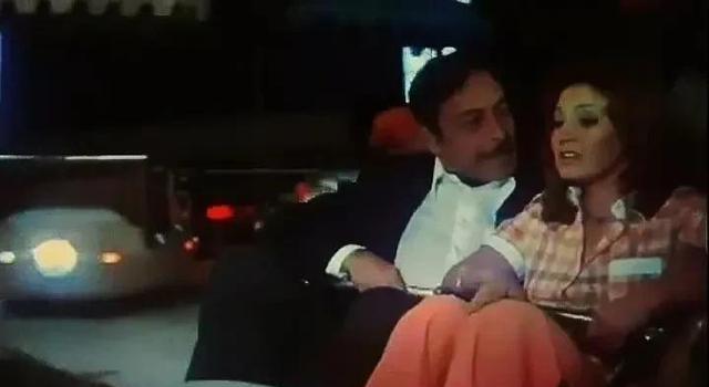 1978年的埃及电影《走向深渊》，我最欣赏它结尾的那段台词拍摄(图11)