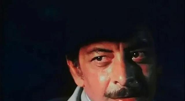 1978年的埃及电影《走向深渊》，我最欣赏它结尾的那段台词拍摄(图10)