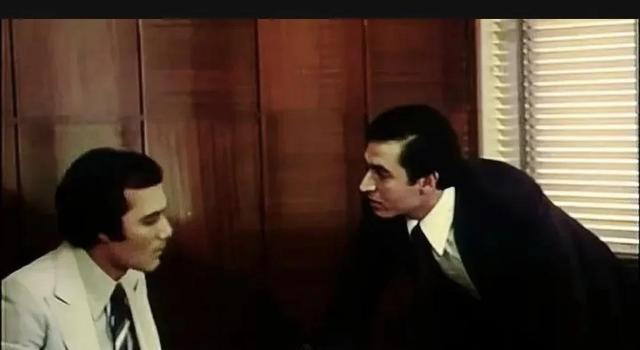 1978年的埃及电影《走向深渊》，我最欣赏它结尾的那段台词拍摄(图17)