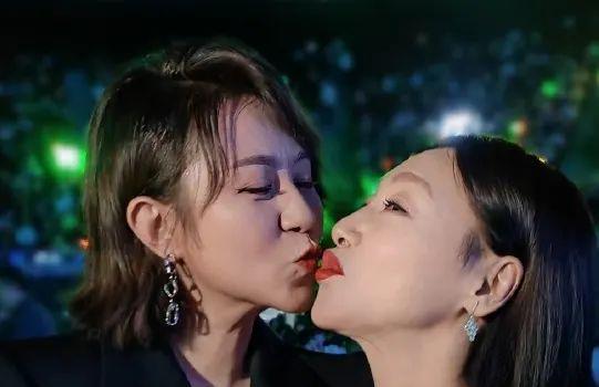 《消失的她》怒赚28亿，却被她给秒了？(图25)