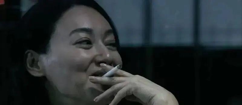 《消失的她》怒赚28亿，却被她给秒了？(图40)