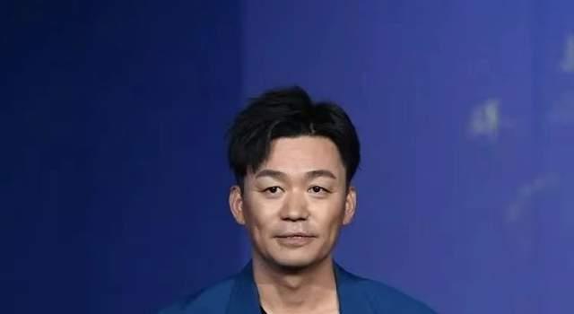 事实证明，带着《八角笼中》回归的王宝强，已经走上了另一条路(图12)