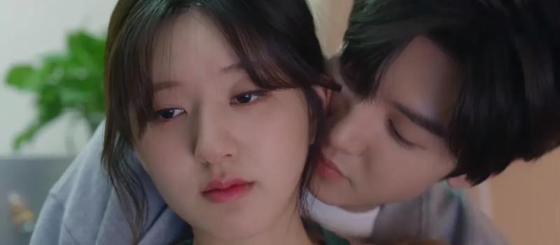 《偷偷藏不住》大结局,看似圆满的背后,其实处处透着遗憾和浮夸(图15) 《偷偷藏不住》大结局,看似圆满的背后,其实处处透着遗憾和浮夸(图15)