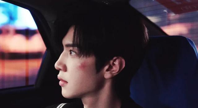 《偷偷藏不住》：一物降一物，挖墙脚的来了(图5)