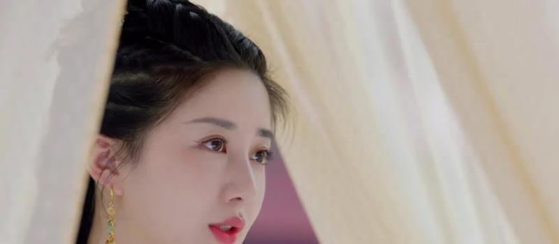 《玉骨遥》空降开播引爆热搜，首播评价出炉，女主人选成唯一败笔(图6)