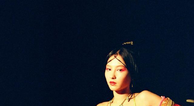 张柏芝《无极》的,用倾国倾城来形容也不为过(图20) 张柏芝《无极》的,用倾国倾城来形容也不为过(图20)