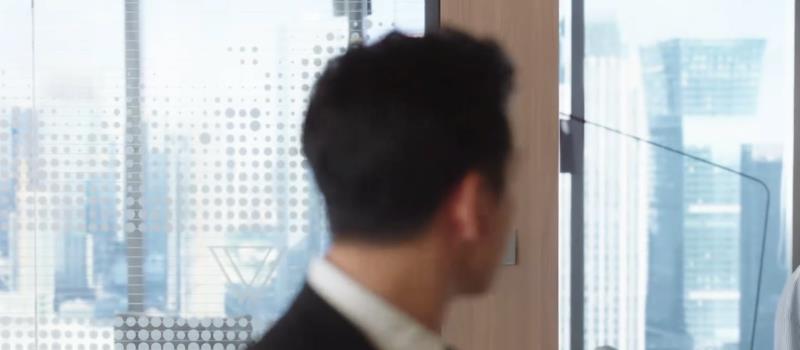 张雨绮秦岚新剧对打，拼招商，拼多巴胺穿搭，拼独立女性(图13)