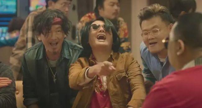 周润发新片《赌神》惊艳亮相!观众哭成狗,太感人了(图22) 周润发新片《赌神》惊艳亮相!观众哭成狗,太感人了(图22)