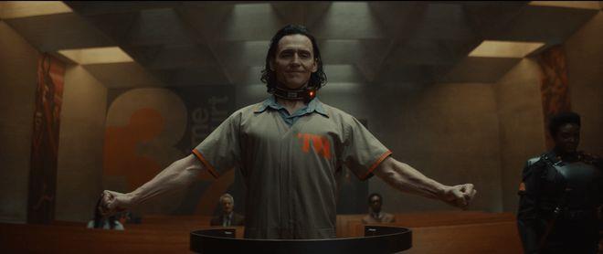 漫威:洛基没死,所处的空间被用来放置被“裁剪”掉的物品(图3) 漫威:洛基没死,所处的空间被用来放置被“裁剪”掉的物品(图3)