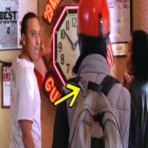 细思极恐！这些看似很一般的电影镜头，隐藏着最细微的线索！