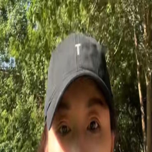 欧阳夏丹否认离婚,46岁未婚仍有少女感,离开央视3年半原因成谜