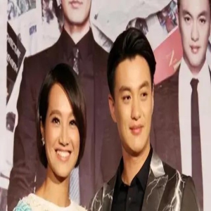 朱丹凌晨1点发文!高调表白周一围,文案意味深长,网友质疑怀3胎