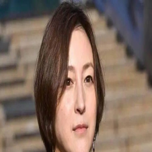被曝出轨后,广末凉子官宣离婚成监护人,继续陪伴孩子们生活