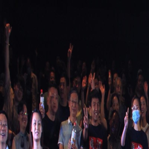 《破冰72小时》首映 袁泉曾黎吴樾释小龙送祝福