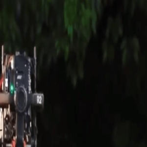 《承欢记》路透曝光,许凯捧着杨紫巴士热吻,男帅女靓CP感满满