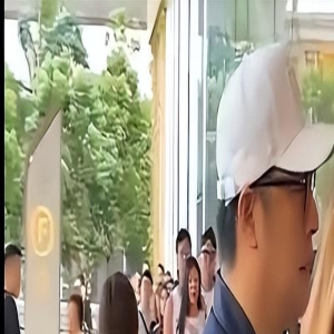 李湘前夫王岳伦,老牛吃嫩草,找了个跟自己女儿年纪相仿的小姑娘