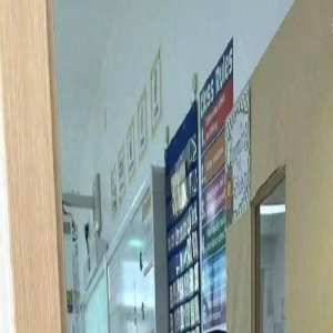 Baby送儿子上学惹争议,戴口罩送娃到教室门口,私人账号疑遭曝光