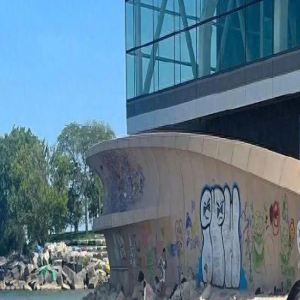 继黄多多穿泳衣被骂后,终于轮到贾静雯的女儿了……