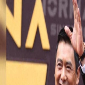 港媒曝68岁周润发中风昏迷,不见妻子陪同,网友:这是罪有应得