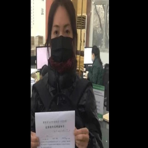 农夫与蛇!何炅拖欠保姆三年半工资?真相:一份工作拿两份报酬