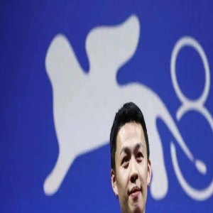 33岁男星李鸿其官宣恋情!被曝曾和65岁富豪生子女方给其投资拍电影