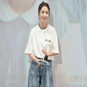 佟丽娅怎么了?新片路演状态不佳,被指苍老皱纹多,或因入戏太深