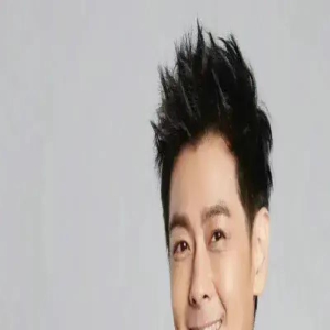 林志颖车祸后亮相综艺状态佳,五官与张智霖相似,网友评论很善良