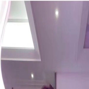 王思聪带四任女友回家,风格迥异或清纯或性感,家中拍照宣誓主权