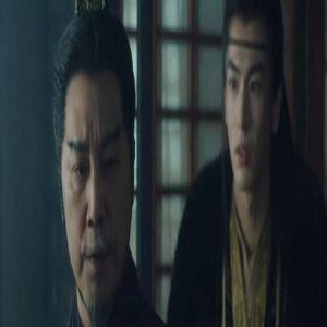 和冯绍峰是同学,《云之羽》演张凌赫父亲,和陈都灵同框颜值被嘲