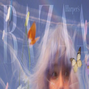 杨颖发布蝶恋花时尚大片 化身公主置身童话世界